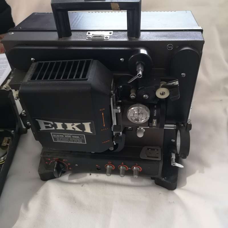 EIKI Japan NT-1 16 mm Film & Sound Projector- Reels and Dust Cover Included