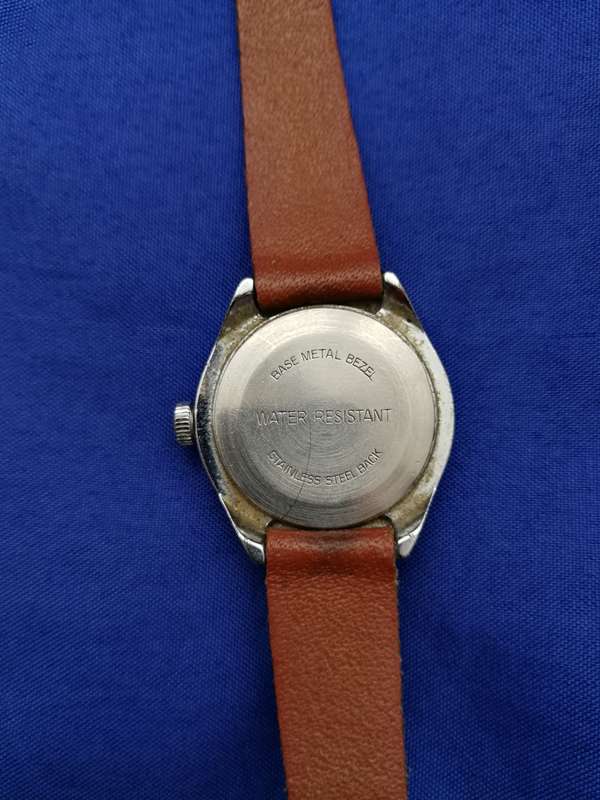 TIMEX Vintage Ladies Wind up Watch with Day Date Function