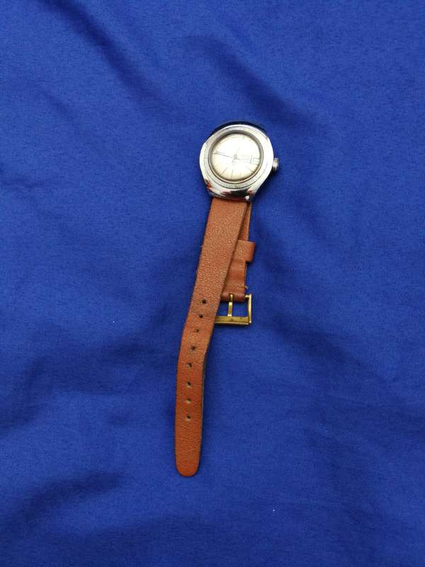 TIMEX Vintage Ladies Wind up Watch with Day Date Function