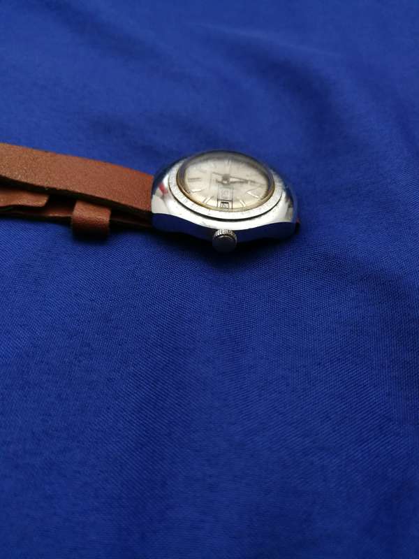 TIMEX Vintage Ladies Wind up Watch with Day Date Function