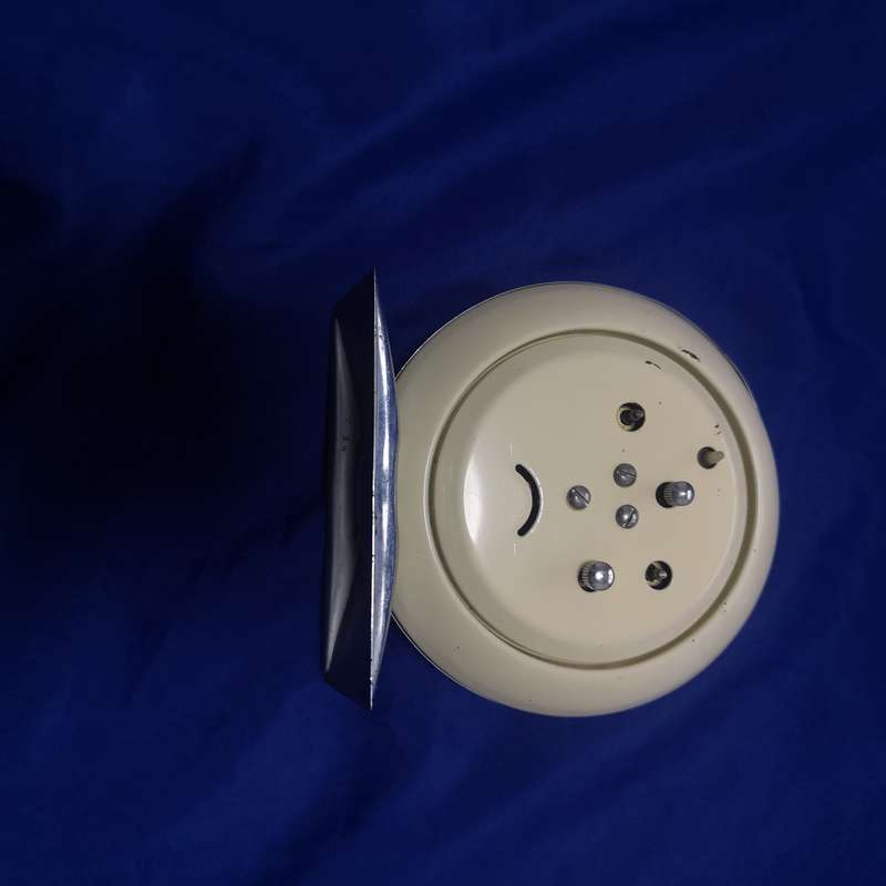 Rarer Vintage Diamond of Shanghai China 1960's Pecking Chicken Farmers Alarm Clock