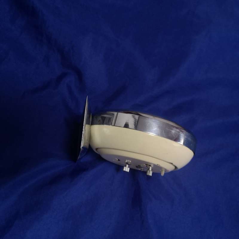 Rarer Vintage Diamond of Shanghai China 1960's Pecking Chicken Farmers Alarm Clock