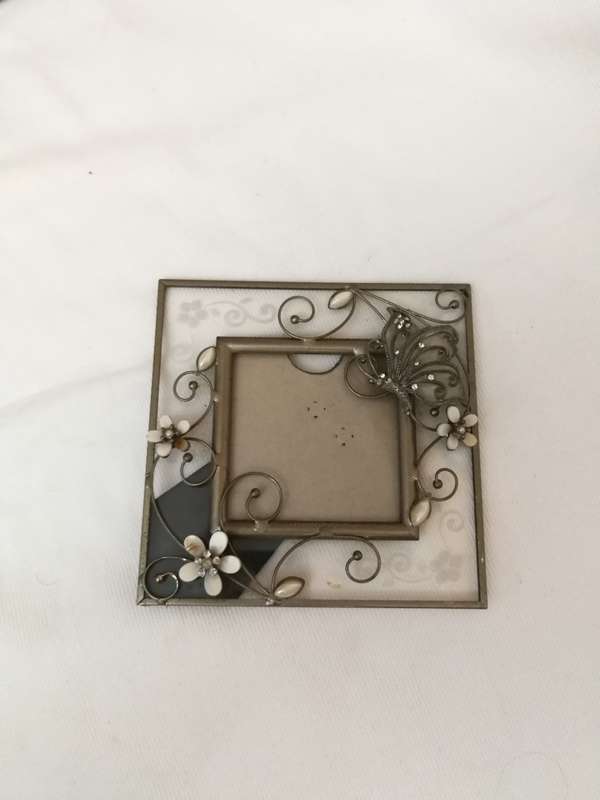 Stunning Arty Metal Photo Frame- Vintage