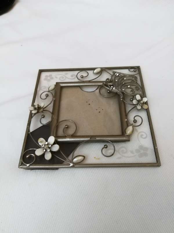 Stunning Arty Metal Photo Frame- Vintage