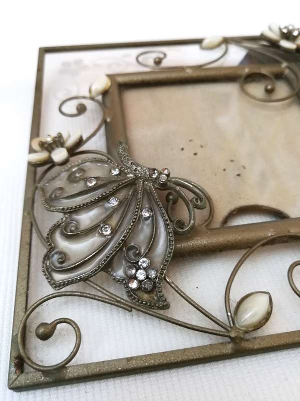 Stunning Arty Metal Photo Frame- Vintage