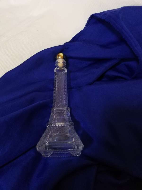 Eiffel Tower small bottle