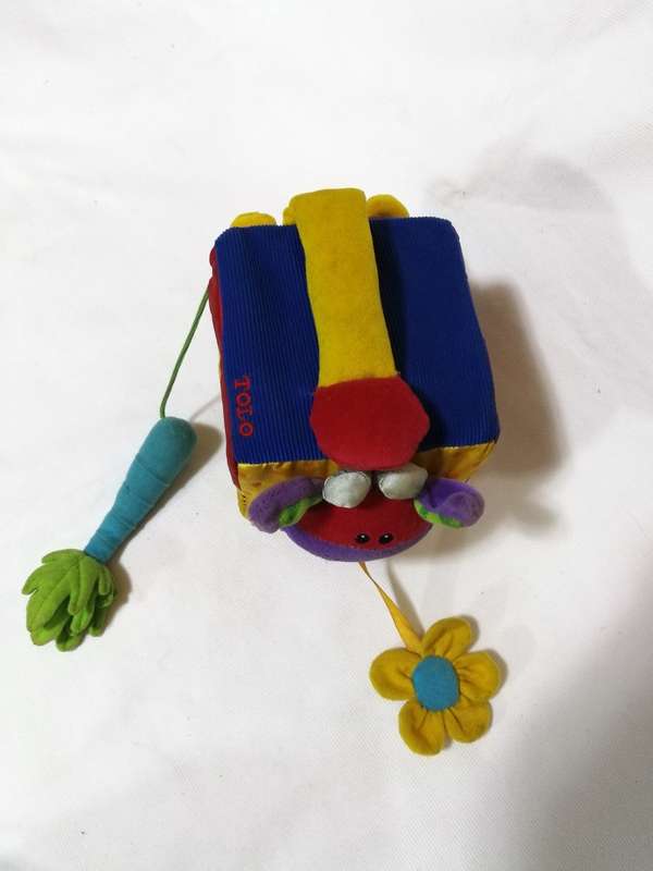 Tolo Educational Soft Plush Toys Farm Activity Play Cube. Small World Toys USA