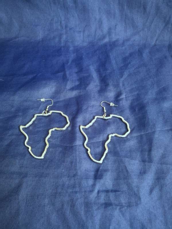 Africa Earrings 7cm stone encrusted, costume jewellery