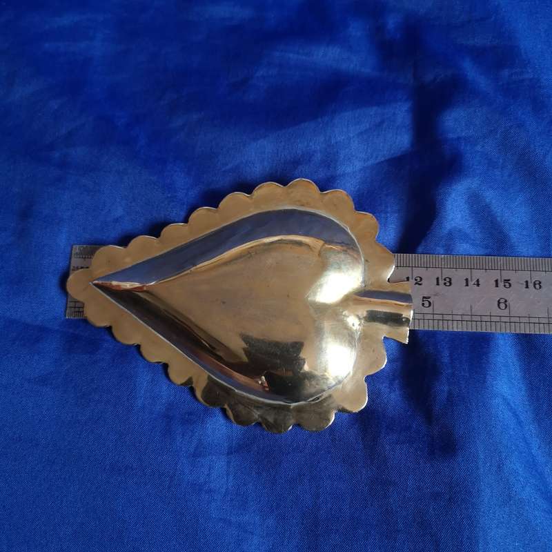 Heavy Brass Peacock Ornate Betel Leaf Shaped Ashtray/ Trinket