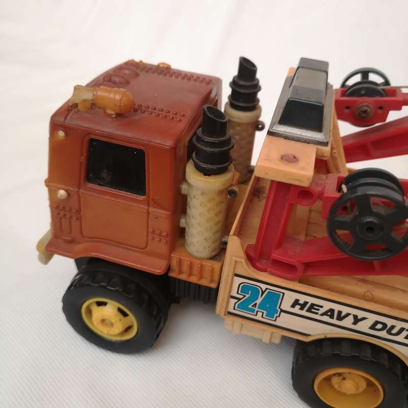 Vintage Heavy Duty Recovery Truck- Hong Kong