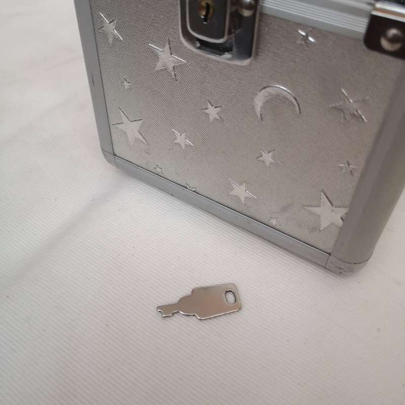 Vanity Case- Aluminium Vintage with key- Moon & Stars Embossed