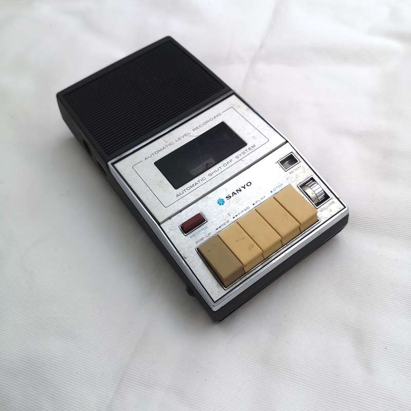 SANYO M2500 Cassette Tape Recorder- Vintage