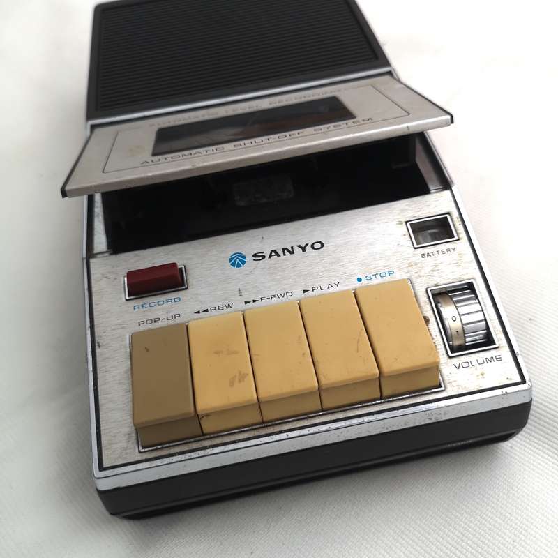 SANYO M2500 Cassette Tape Recorder- Vintage