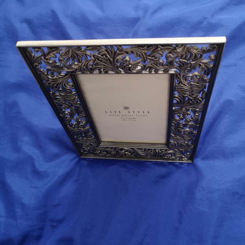 Life Style Metal Photo Frame- Vintage