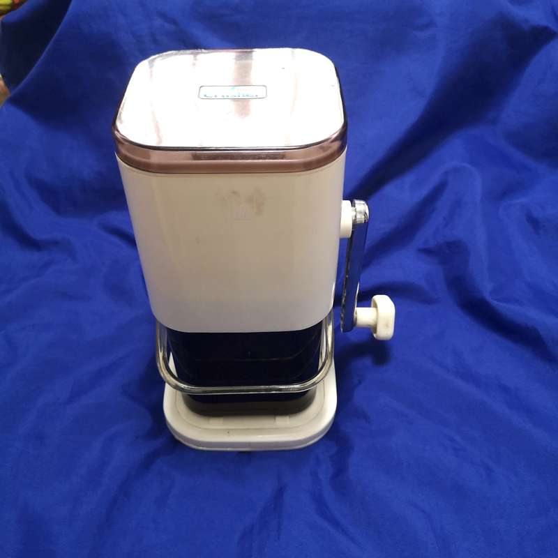 Ice Crusher - Vintage- Made in Taiwan