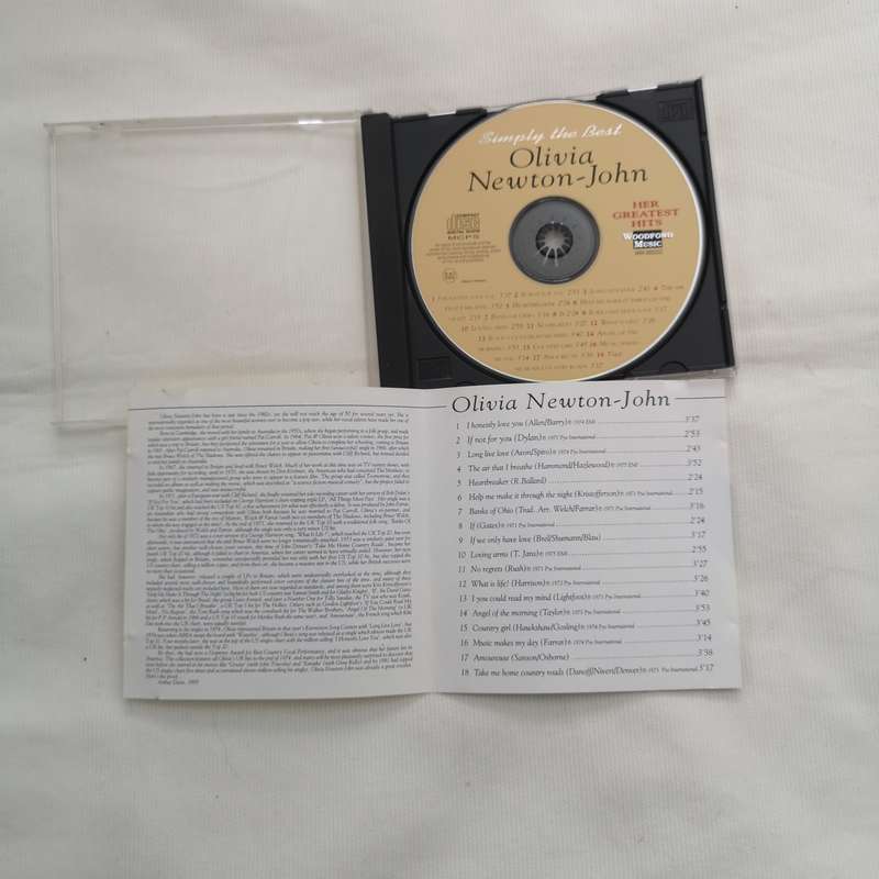Olivia Newton John CD - Simply the Best: Her Greatest Hits- Vintage