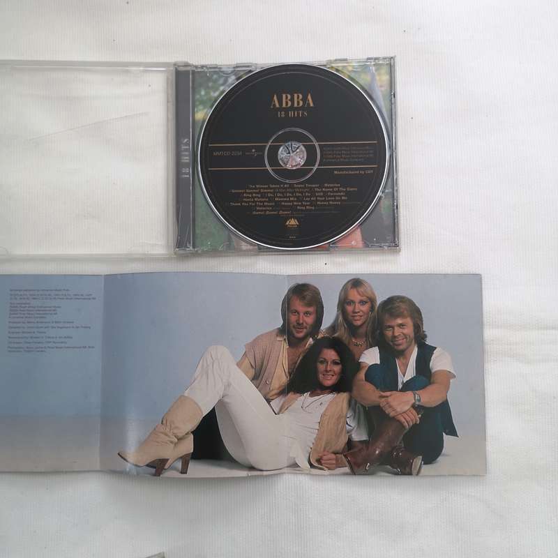 18 Hits by ABBA