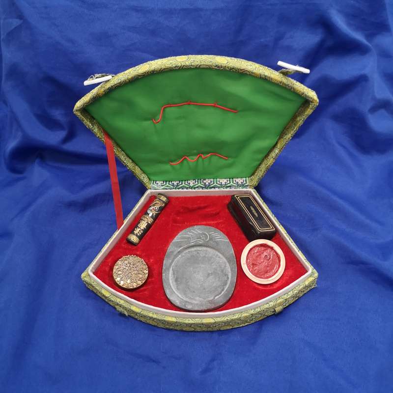 Chinese hand carved stone chop stamp, calligraphy set with red ink, orig box. Vintage