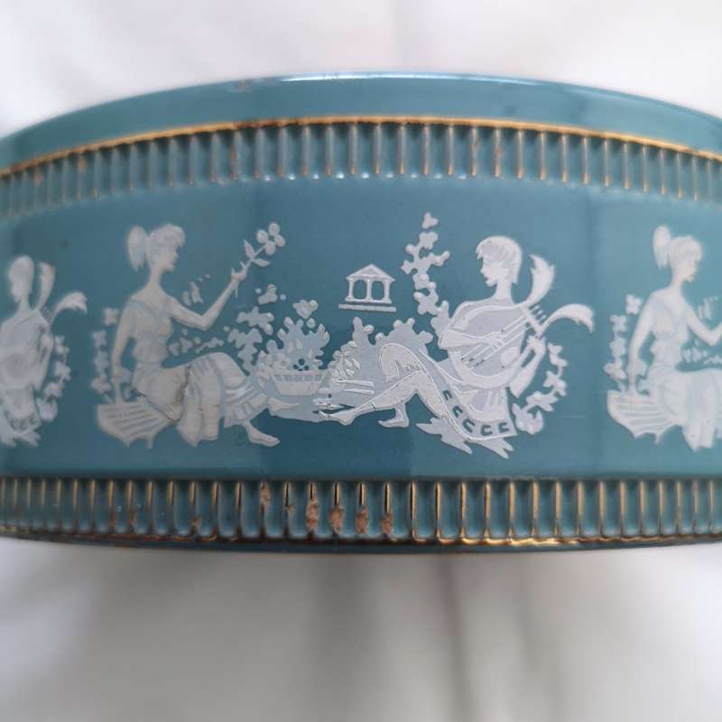 Vintage Florentine Ashtray. Handmade, Handpainted 24ct plating