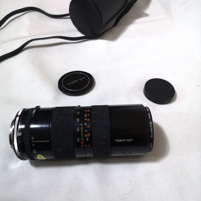 Tamron ZOOM MACRO 85-210mm F/4.5 For Minolta- Japan.