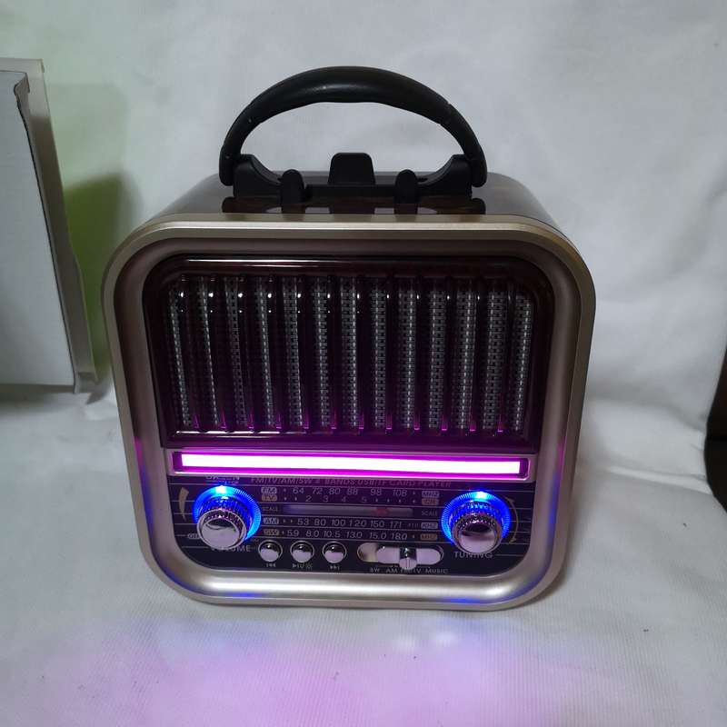 Rechargeable Vintage Style Band Radio With USB, Bluetooth, Optional Solar Charging