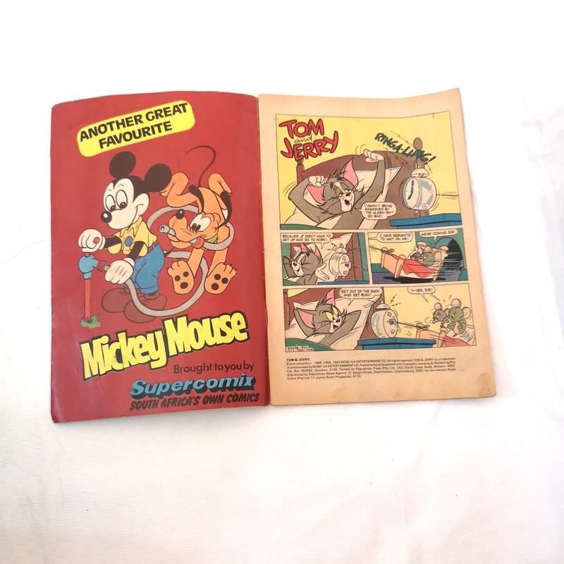1985 Tom And Jerry Supercomix Issue Number 33 Softcover with Linda Evans Poster
