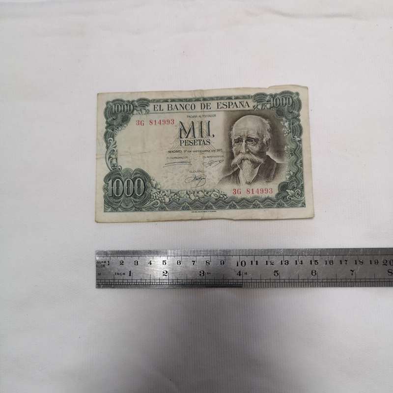 1971 Bank of Spain ~ 1000 Pesetas Bank Note ~ Serial # 3G 814993