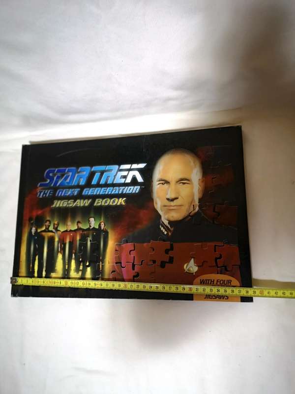 Star Trek Next Generation Jigsaw Puzzle Book (Board Book, 2004)