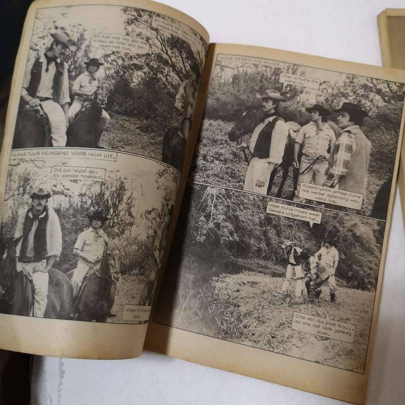 Die Swart Luiperd Afrikaans photo comic book- 3 Editions. Rare