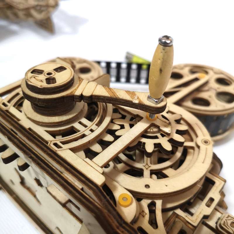 VITASCOPE Mechanical 3D Wooden Puzzle Kit Robotime