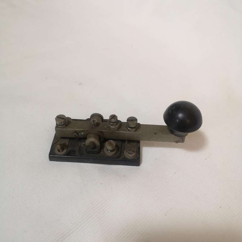 WW2 British Army morse code key/tapper.