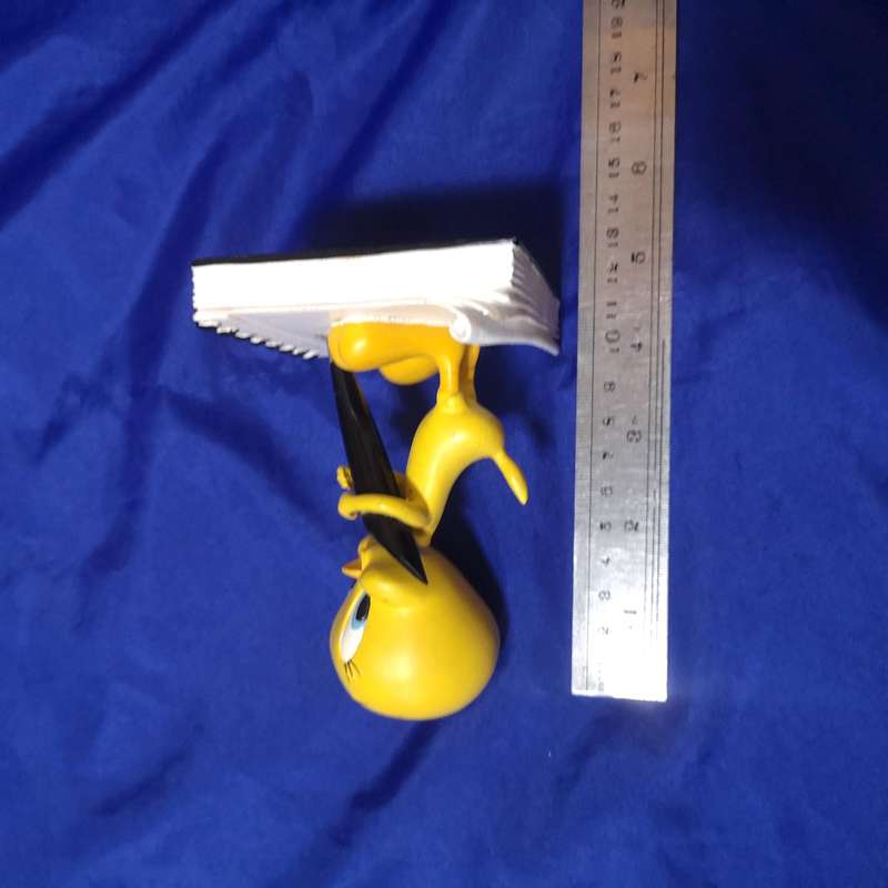 Vintage 1997 Warner Bros Tweety Bird Collectible Pen Holder