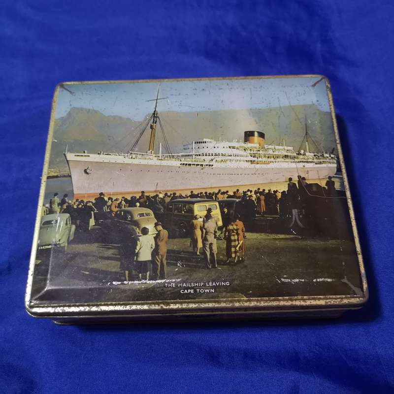 Vintage tin depicting the Mailship leaving Capetown- Edward Sharp