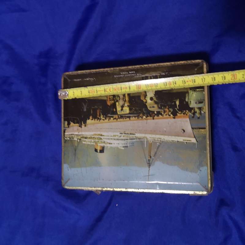 Vintage tin depicting the Mailship leaving Capetown- Edward Sharp
