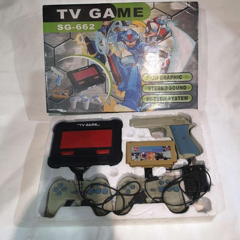 "TV GAME SG-662" console. Retro-style video game console with Cartridge- Mario Brothers & Others
