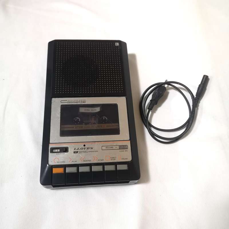 Vintage Lloyds V281D Cassette Player/ Recorder