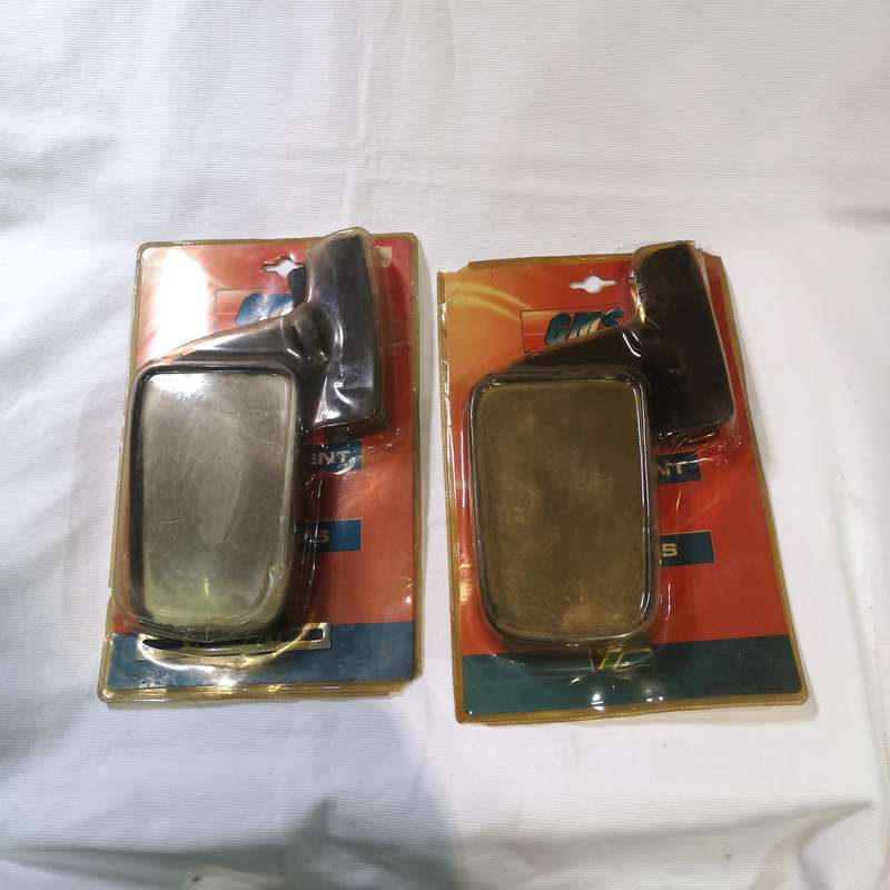 Vintage Universal Wing Mirror Set- unused