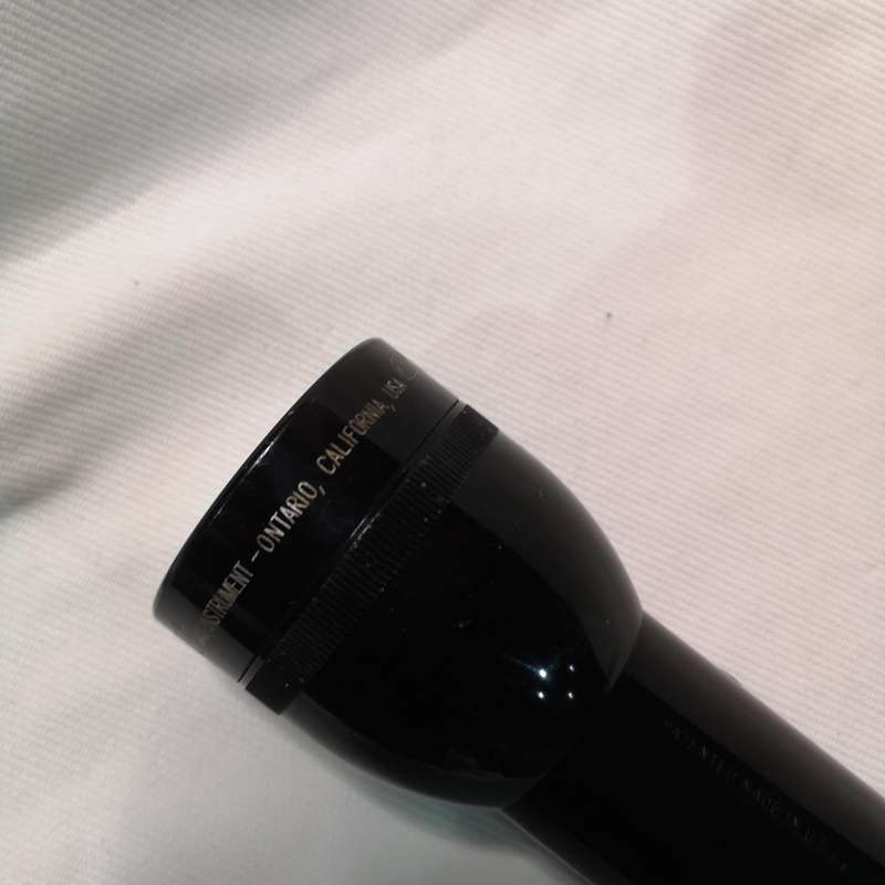 Maglite Heavy-Duty Incandescent 5-Cell Flashlight. 44cm