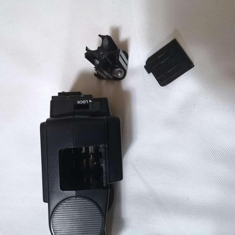 Canon 199A Speedlite Auto TTL Flash- Vintage- Japan