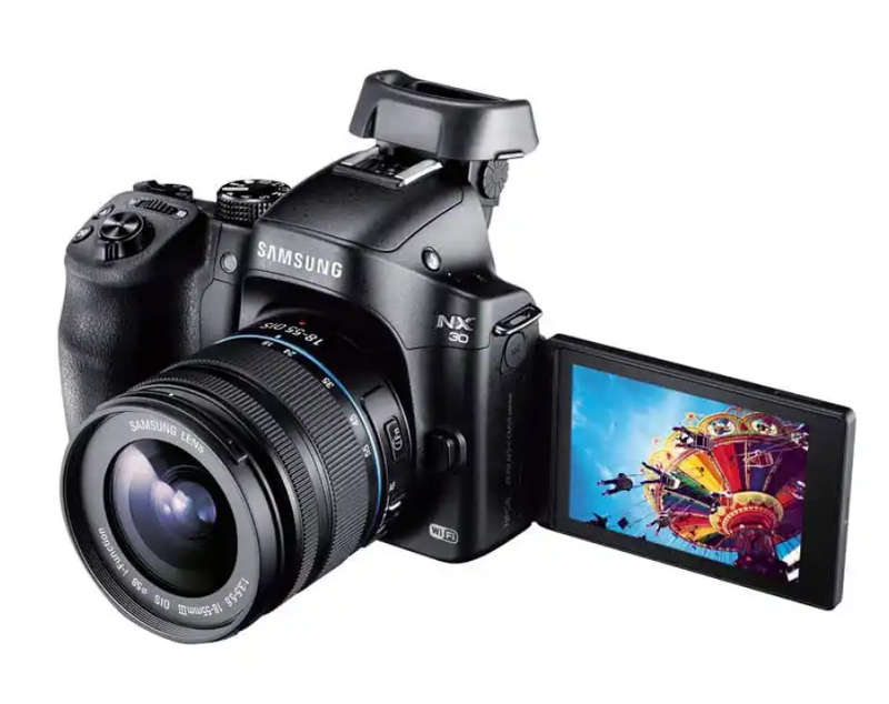 Samsung NX30 Mirrorless Camera with 2 Lenses 18-55 and 55-200. Microphone optional