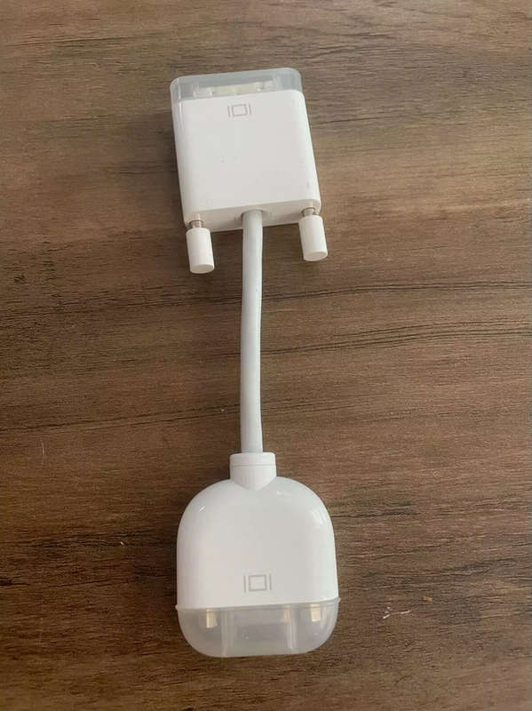 Original Apple DVI to VGA Display Adapter Adaptor M8754G/A