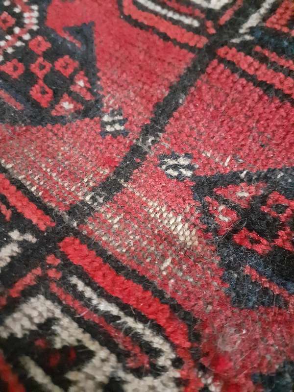 Persian carpet 1700mm x 1100