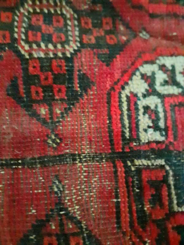 Persian carpet 1700mm x 1100
