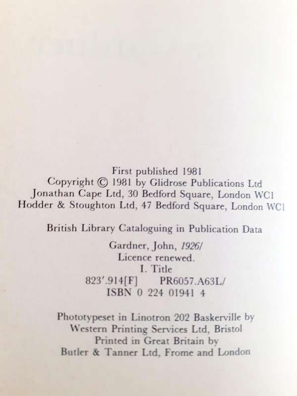 2 Book bundle:  For Special Services / Licence Renewed ~ John Gardner