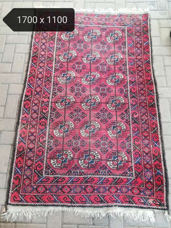 Persian carpet 1700mm x 1100