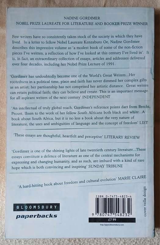(signed) Living in Hope and History ~ Nadine Gordimer