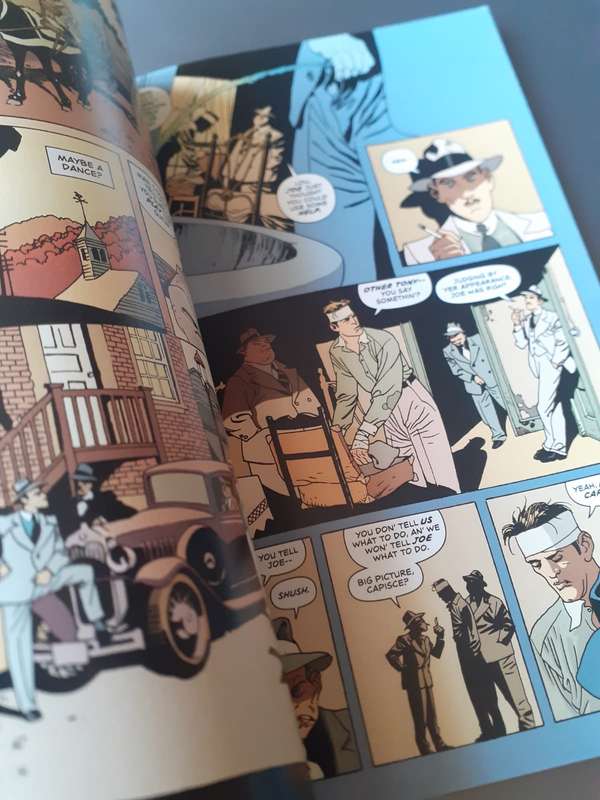 Moonshine Vol. 1: Damn Near Perfect ~ Brian Azzarello