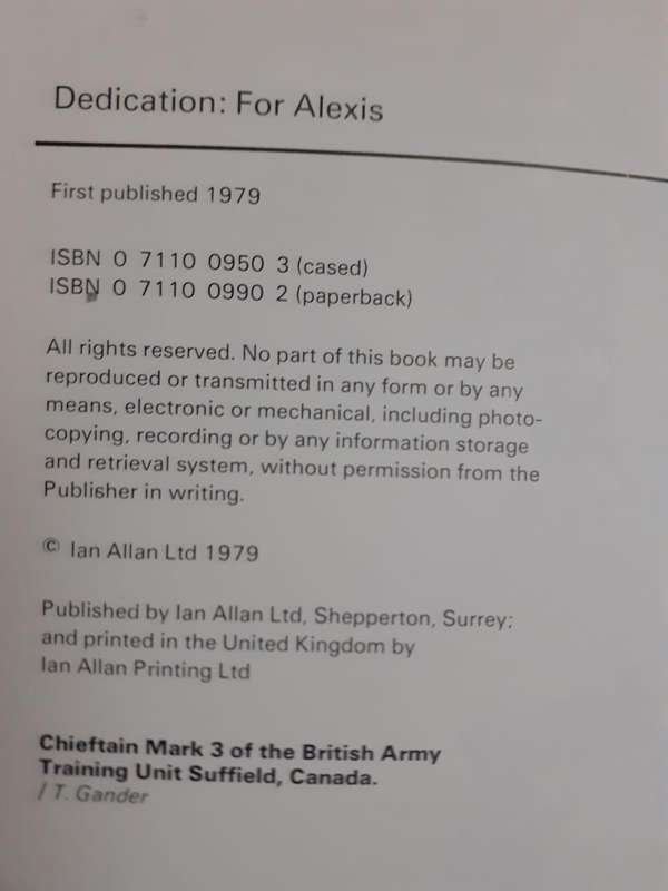 Great Battle Tanks ~ Simon Dunstan