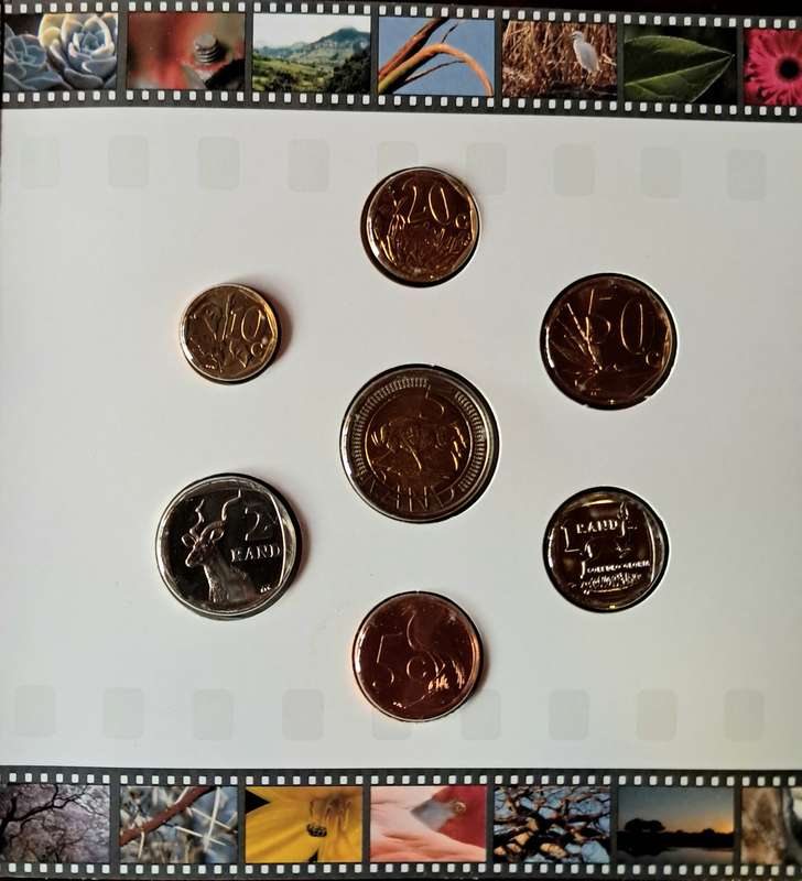 2006  RSA  UNCIRCULATED COIN SET -  see scans