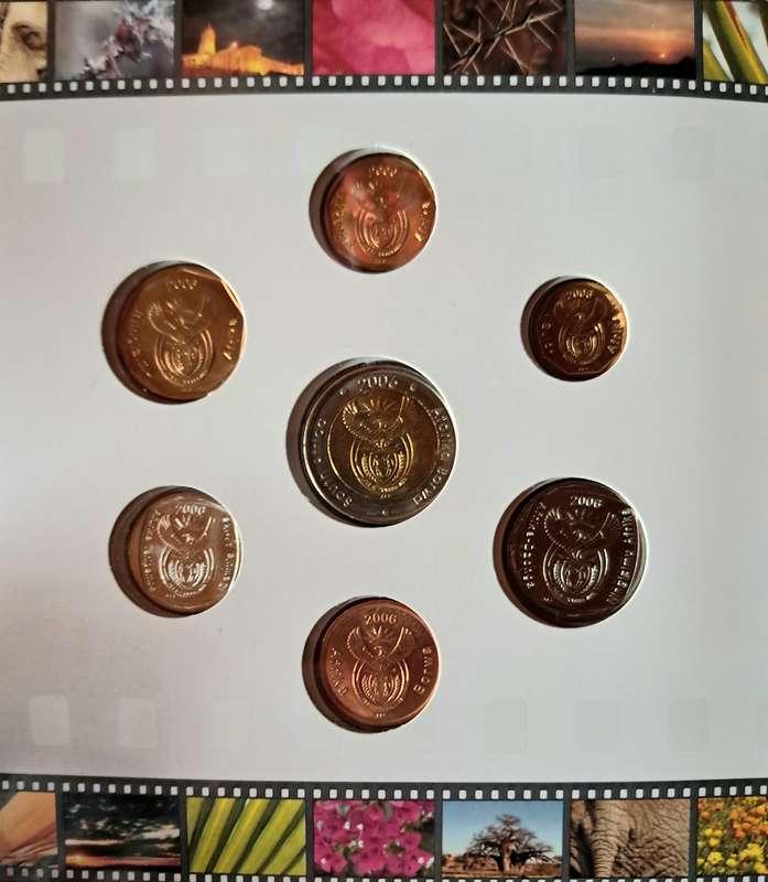 2006  RSA  UNCIRCULATED COIN SET -  see scans